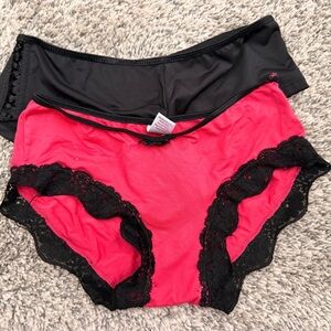 SO Black and Red Lace Panties Set